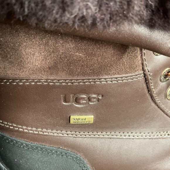Ugg Adirondack Boots size 8 NWT Brown - Picture 8 of 8